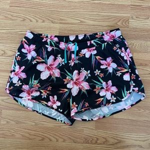 Old Navy Active Go Dry Shorts XL
